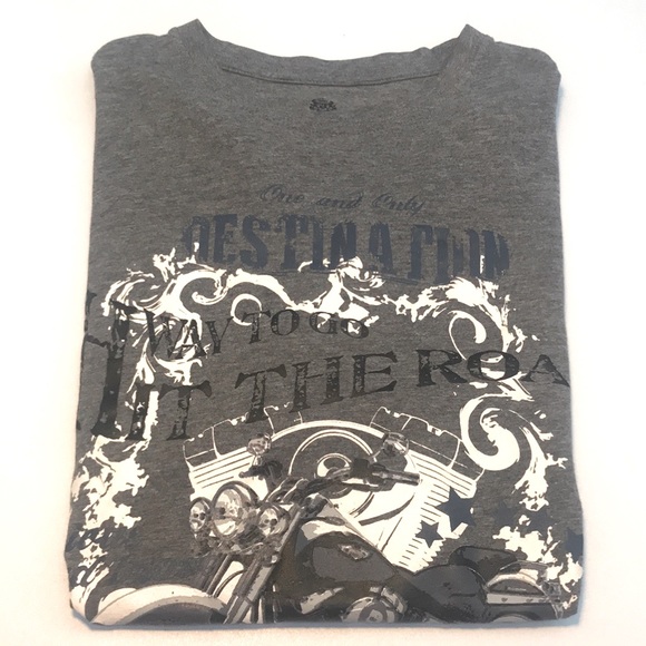 Royal Class Gray Graphic Tee - Picture 6 of 10